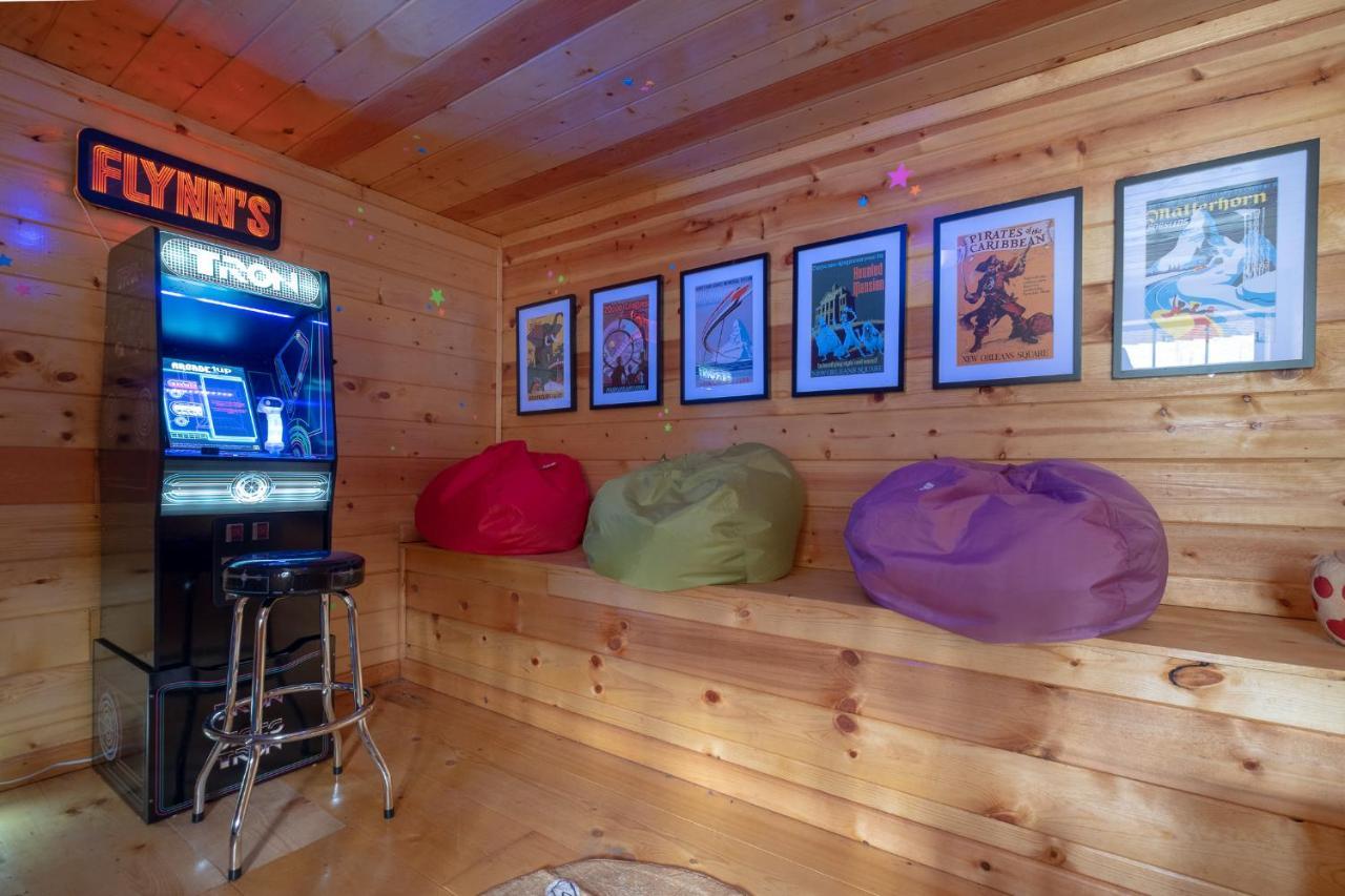 Villa Three Dog Night - Pet-Friendly Cabin With Hot Tub à Blue Ridge Extérieur photo