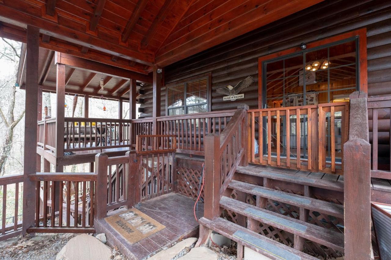 Villa Three Dog Night - Pet-Friendly Cabin With Hot Tub à Blue Ridge Extérieur photo